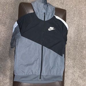 Nike Youth L windbreaker